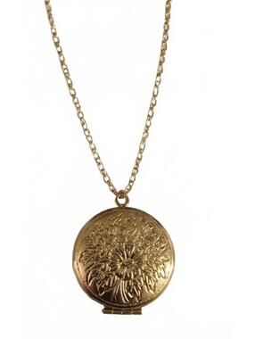 Vintage Style Gold Floral Round Locket